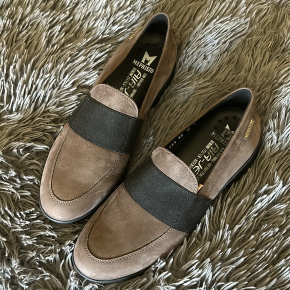 Almost new Mephisto Women's Soriane Loafer Leather Size 6 Walnut Color - Picture 1 of 8